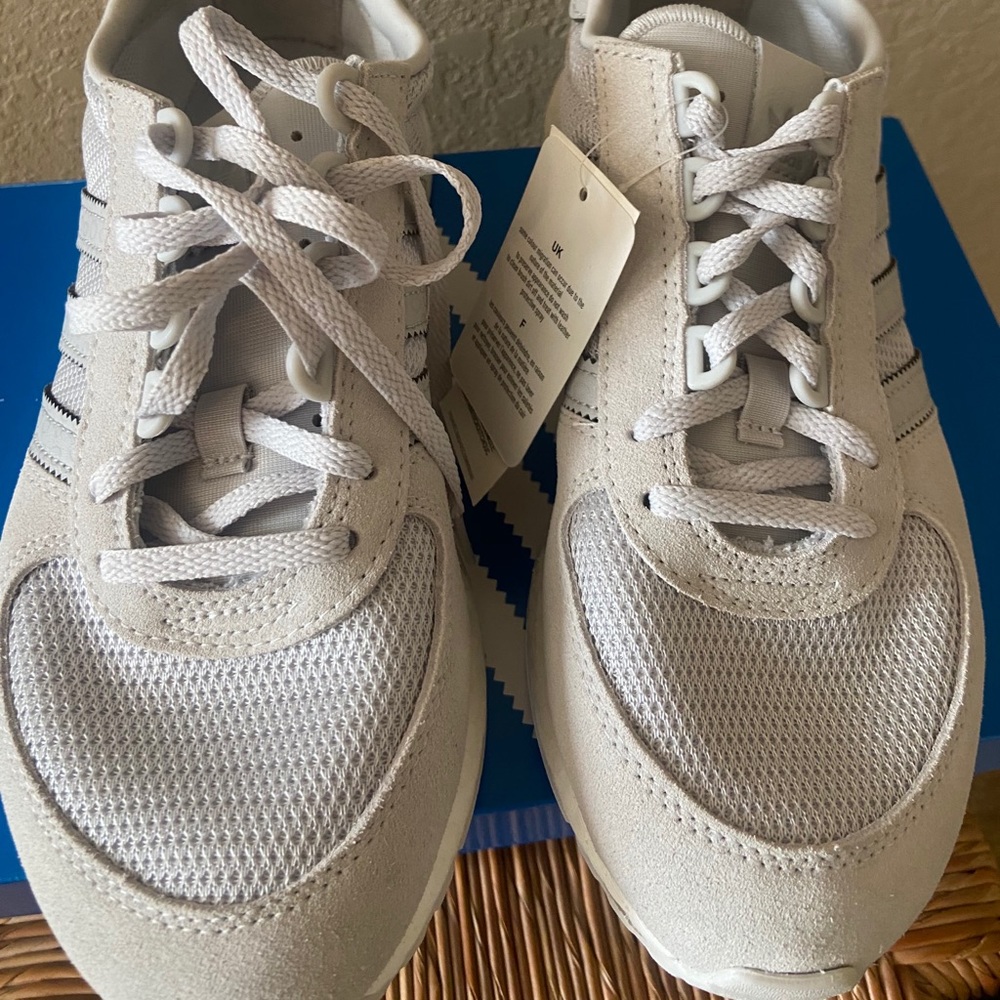 Adidas Marathon Tech